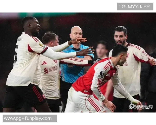 意甲激战本菲卡与阿森纳战成平局红牌事件引发全场热议与转会猜测